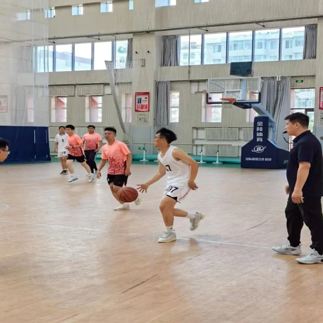 体育新闻热点追踪：大数据解读第85组竞技表现